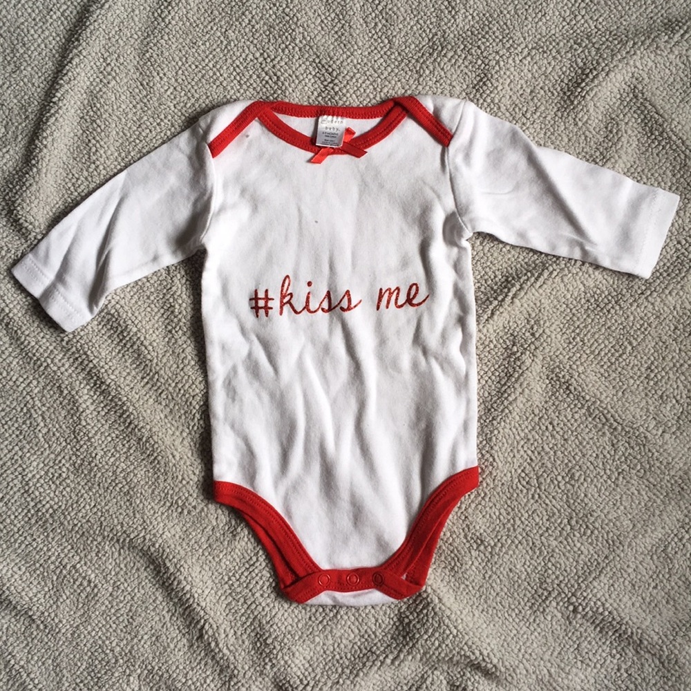 6-9mo Onesie